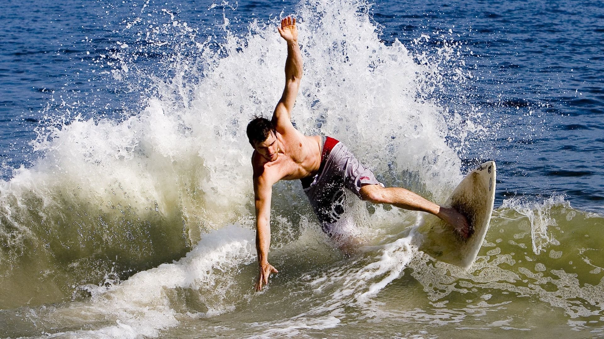 AYX官网-“青春绽放”青少年篮球主题文创大赛在上海圆满落幕，激发创意潜能